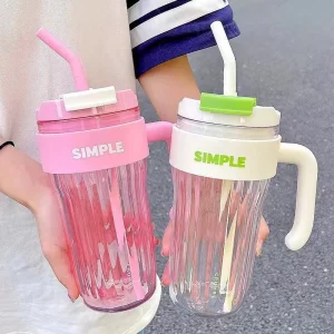 Cute plastic handle water bottle Simple Cup with straw water cup