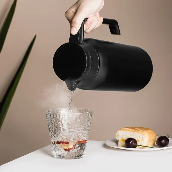 Factory direct wholesale stainless steel household student large capacity portable kettle