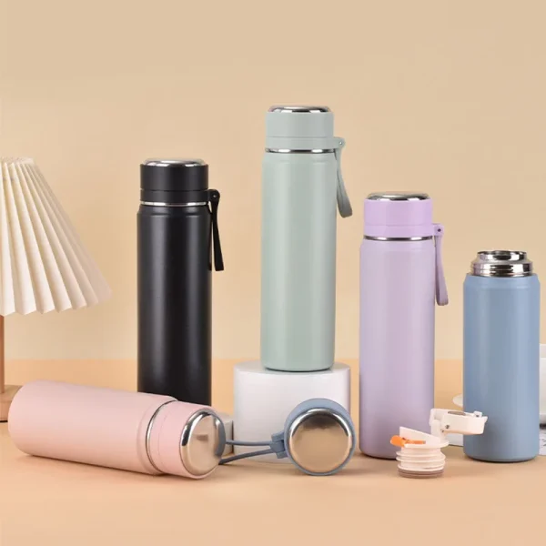 Hc9953d898b9f4cc8aa15cfc2b48a4dbfm.webp Portable Outdoor Vacuum Double Wall 304 Stainless Steel Water Bottle with custom logo and string lid