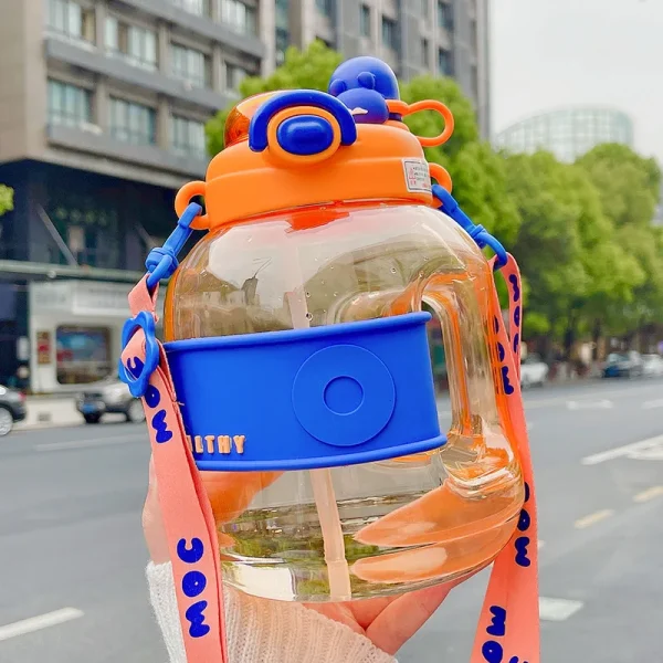 Large Capacity Straw Water Bottles Summer Outdoor Fun Plastic Cups For Children Portable Sport Water Cup